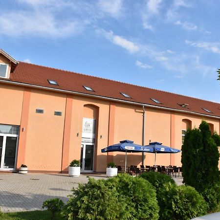 Stari Mlin Otel Vrsac Dış mekan fotoğraf
